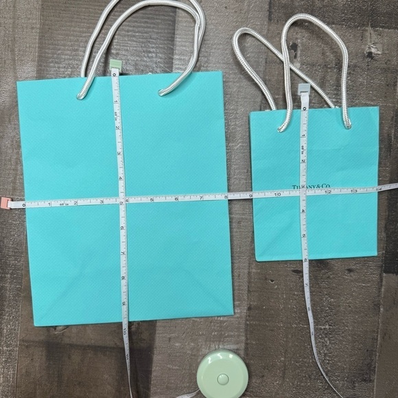 Authentic Tiffany & Co. Bundle of Gift Bags - Picture 3 of 4